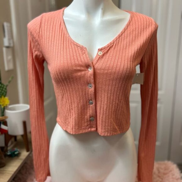 Long sleeve top - Picture 1 of 5